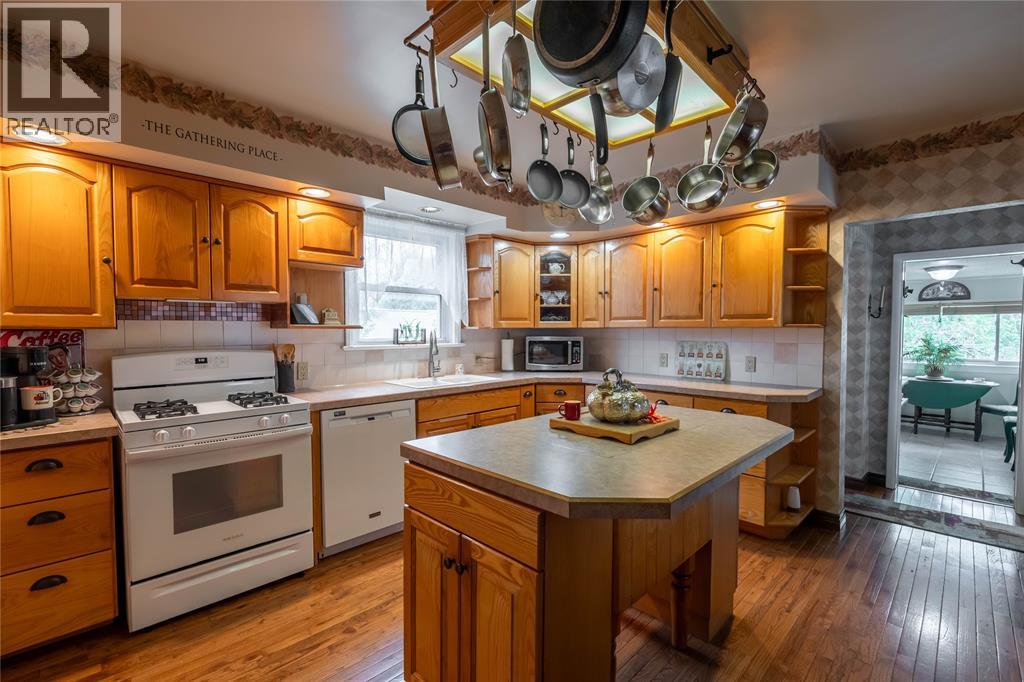 438 Emmeline Street, Petrolia, Ontario  N0N 1R0 - Photo 11 - 26002754