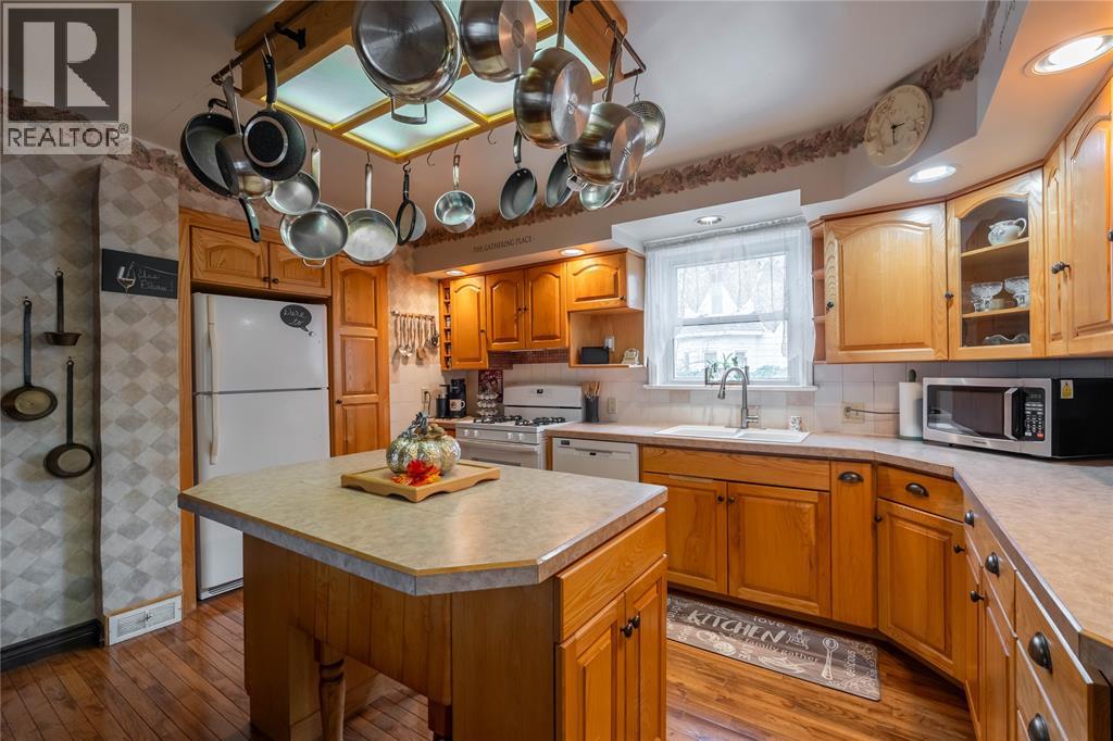 438 Emmeline Street, Petrolia, Ontario  N0N 1R0 - Photo 12 - 26002754