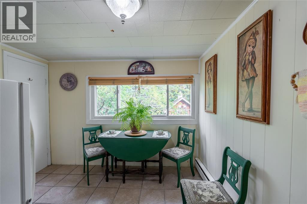 438 Emmeline Street, Petrolia, Ontario  N0N 1R0 - Photo 14 - 26002754