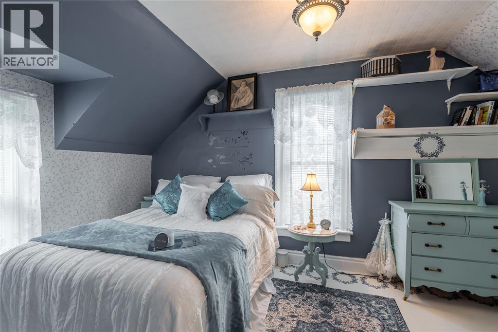 438 Emmeline Street, Petrolia, Ontario  N0N 1R0 - Photo 18 - 26002754