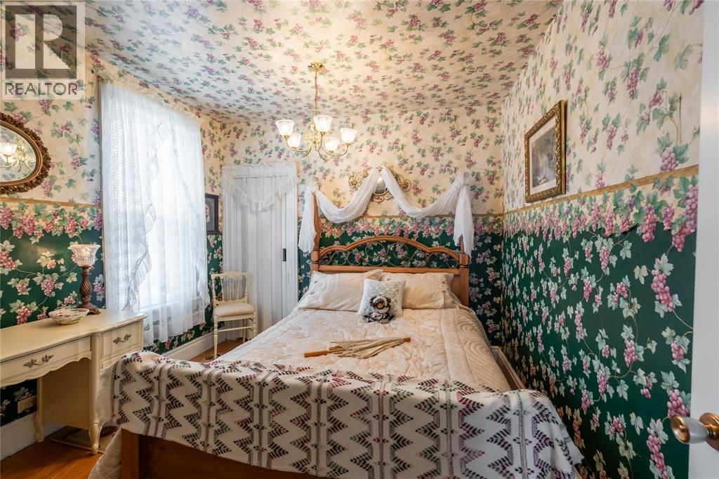 438 Emmeline Street, Petrolia, Ontario  N0N 1R0 - Photo 20 - 26002754