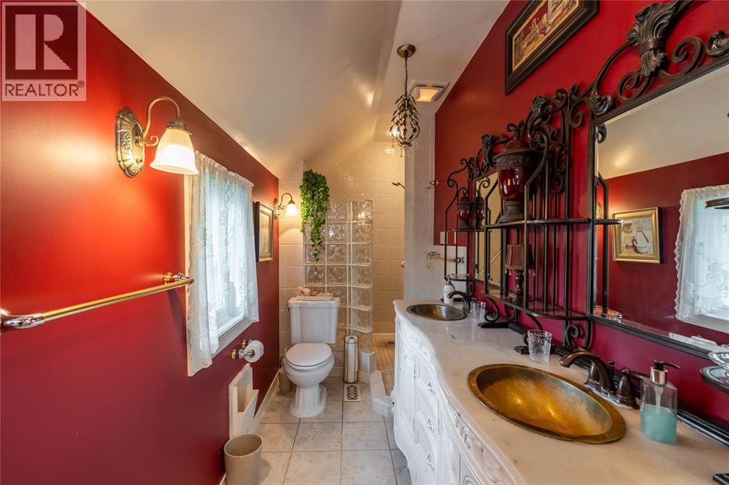 438 Emmeline Street, Petrolia, Ontario  N0N 1R0 - Photo 23 - 26002754