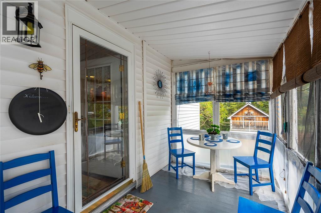 438 Emmeline Street, Petrolia, Ontario  N0N 1R0 - Photo 25 - 26002754