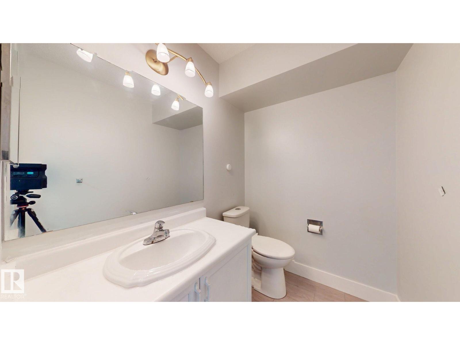 1415 49a St Nw, Edmonton, Alberta  T6L 6H6 - Photo 13 - E4472515