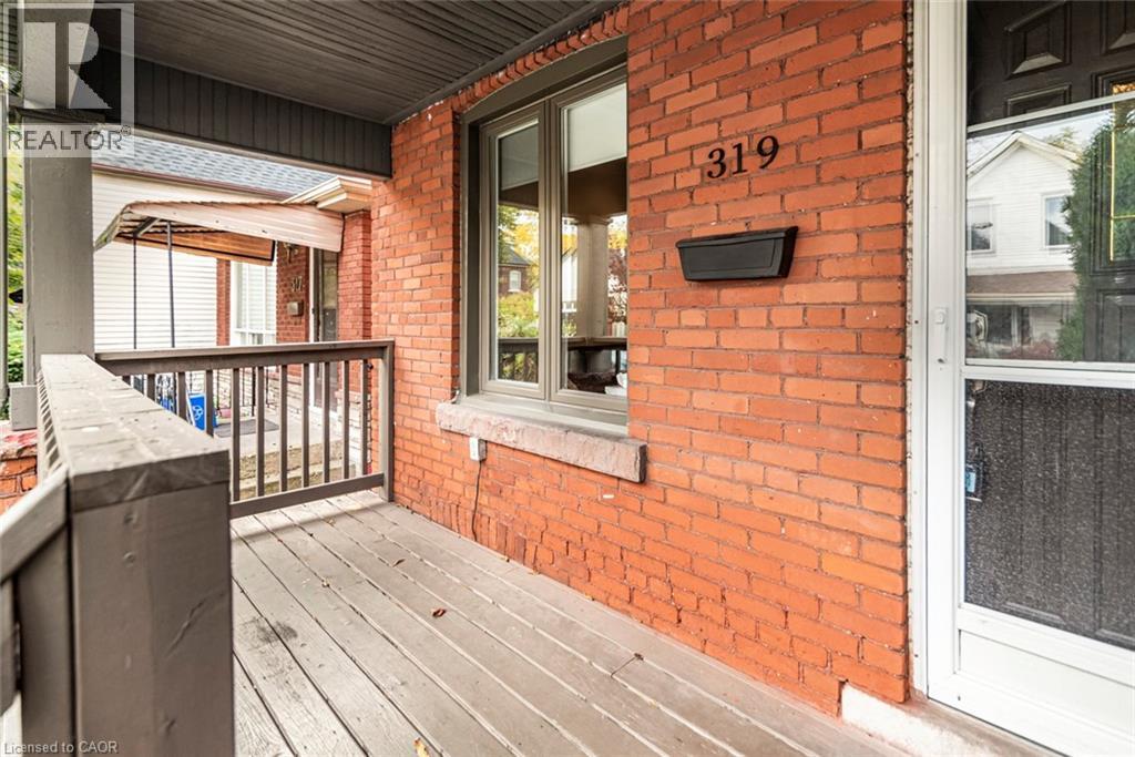 319 Hunter Street W, Hamilton, Ontario  L8P 1S5 - Photo 3 - 40802330