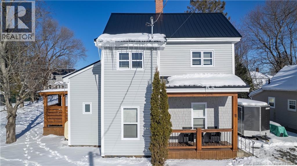11 Elizabeth Street, St. Stephen, New Brunswick  E3L 2N7 - Photo 2 - NB133270