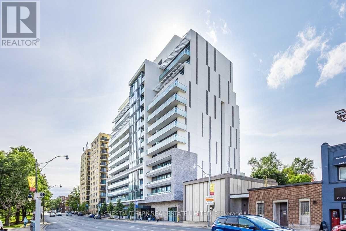 713 - 3018 YONGE STREET, Toronto, Ontario