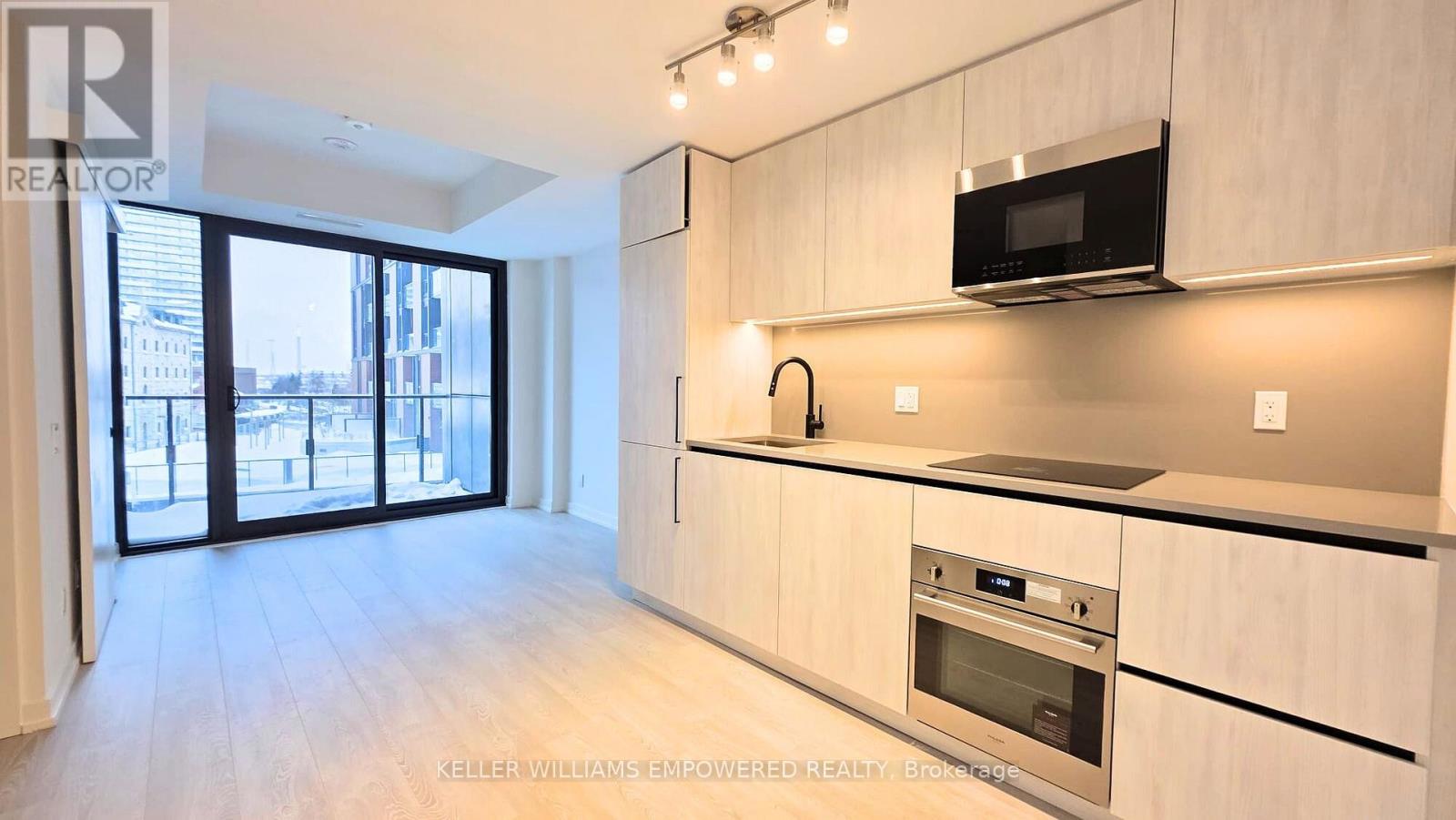 330 - 35 Parliament Street, Toronto (Waterfront Communities), Ontario  M5A 0Z5 - Photo 6 - C12765662