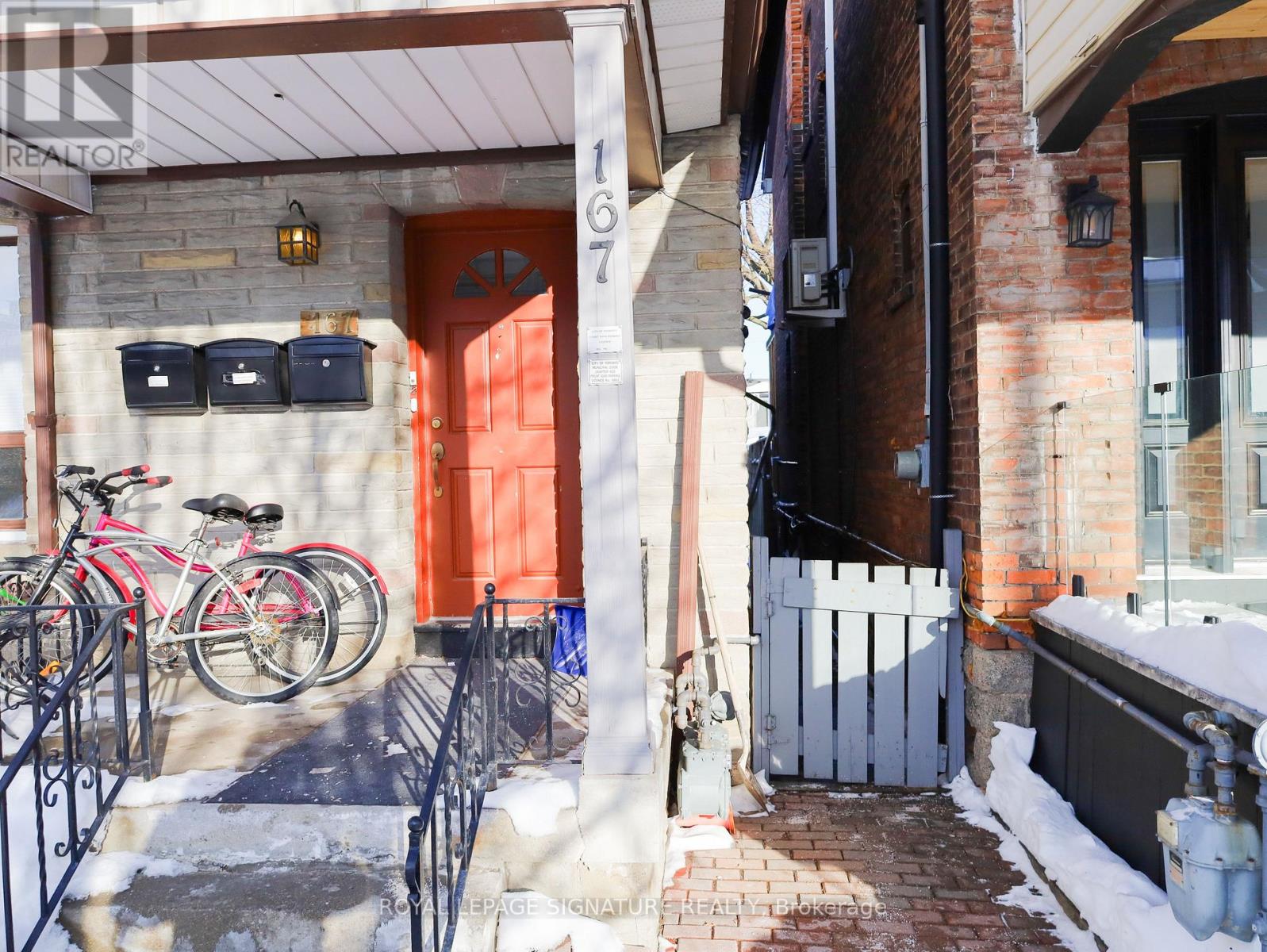 167 Westmount Avenue, Toronto, Ontario  M6E 3M6 - Photo 2 - C12765672