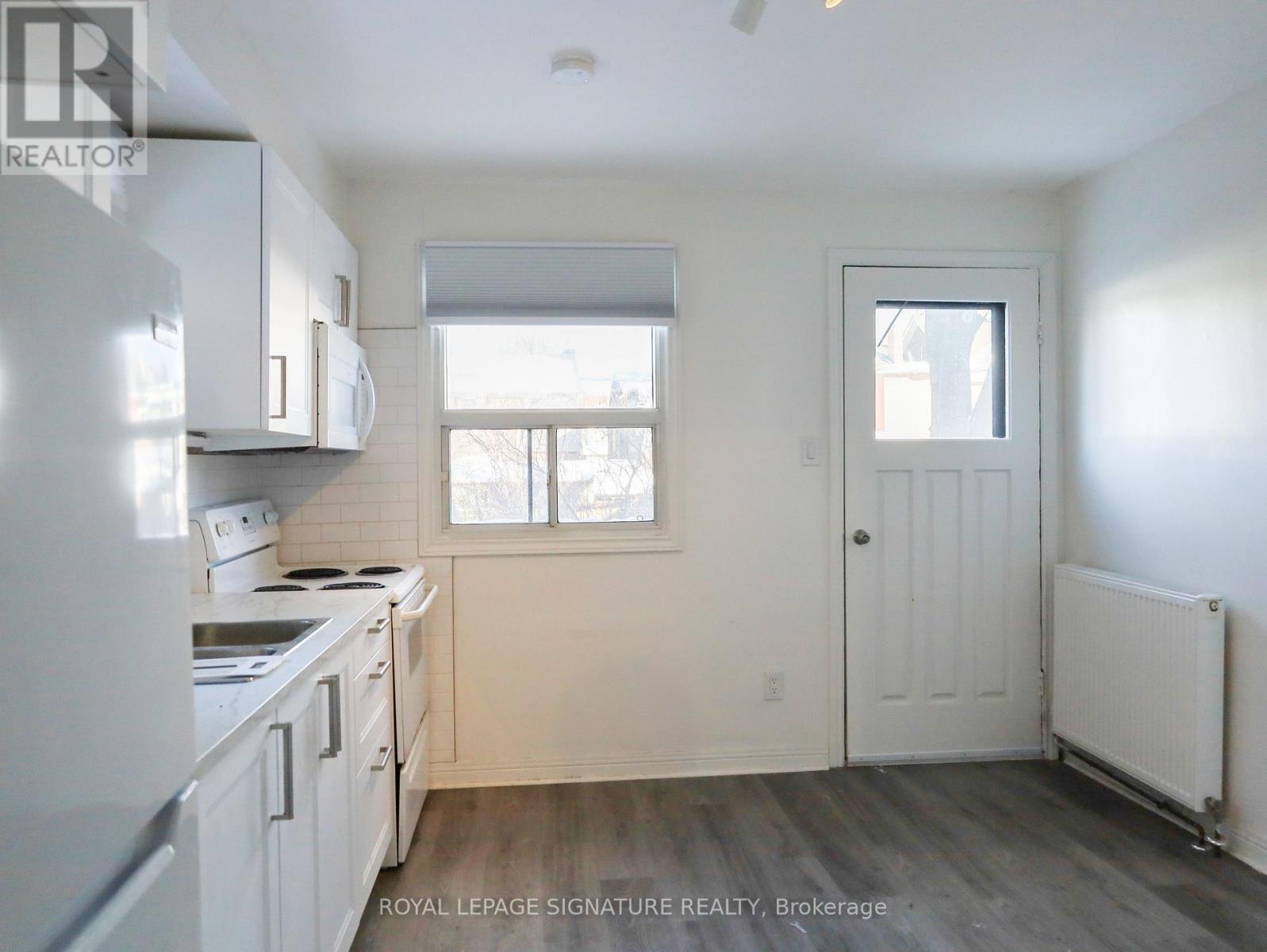 167 Westmount Avenue, Toronto, Ontario  M6E 3M6 - Photo 6 - C12765672