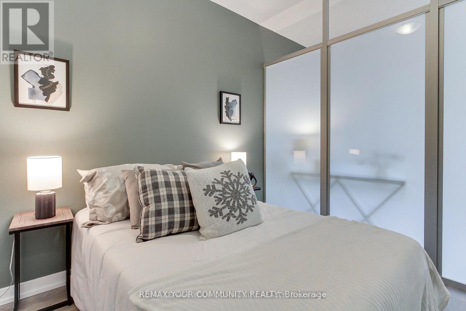 1002 - 426 University Avenue, Toronto, Ontario  M5G 1S9 - Photo 16 - C12765686