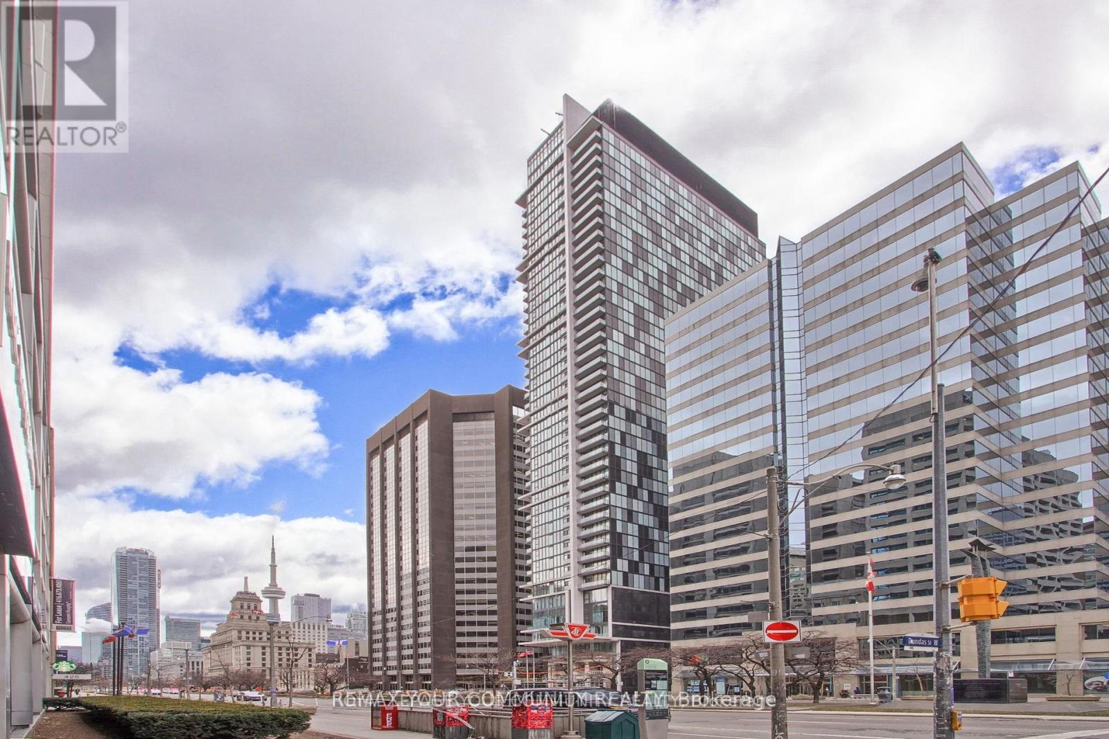 1002 - 426 University Avenue, Toronto, Ontario  M5G 1S9 - Photo 20 - C12765686