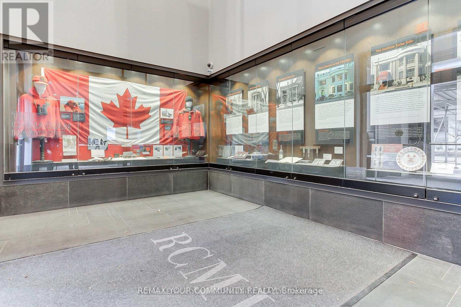 1002 - 426 University Avenue, Toronto, Ontario  M5G 1S9 - Photo 23 - C12765686