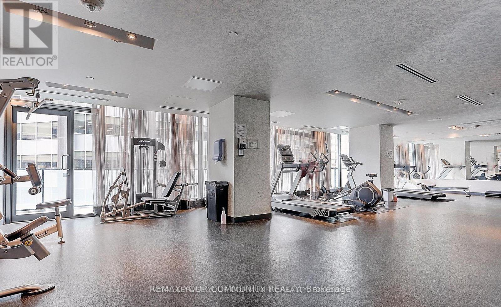 1002 - 426 University Avenue, Toronto, Ontario  M5G 1S9 - Photo 27 - C12765686