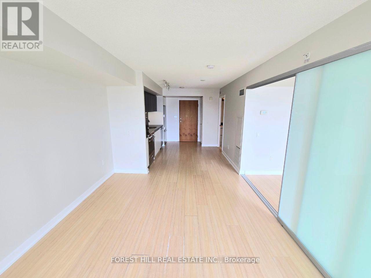 1611 - 85 Queens Wharf Road, Toronto, Ontario  M5V 0J9 - Photo 11 - C12765712