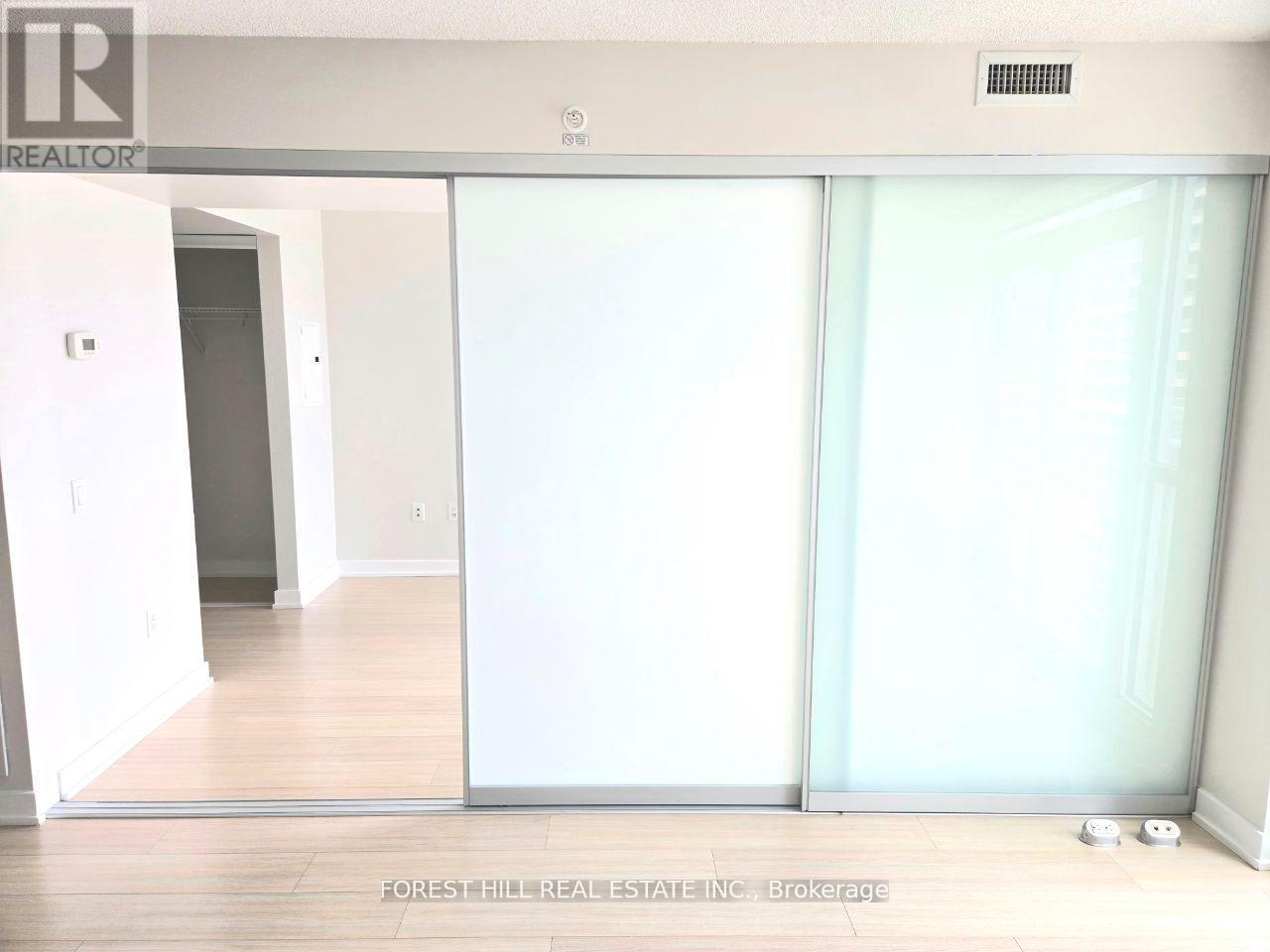 1611 - 85 Queens Wharf Road, Toronto, Ontario  M5V 0J9 - Photo 16 - C12765712