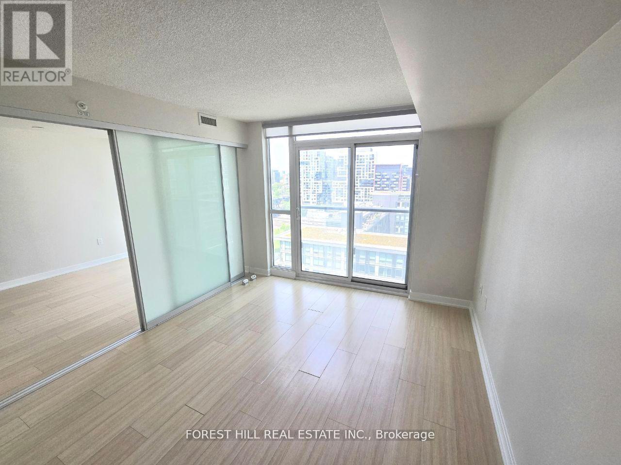 1611 - 85 Queens Wharf Road, Toronto, Ontario  M5V 0J9 - Photo 19 - C12765712