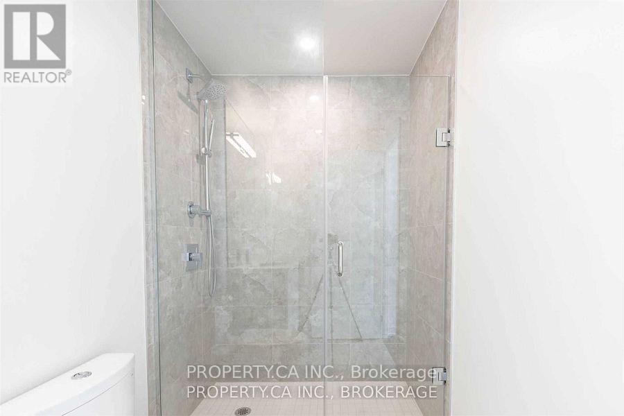 1803 - 15 Queens Quay E, Toronto, Ontario  M5E 0C5 - Photo 17 - C12765736