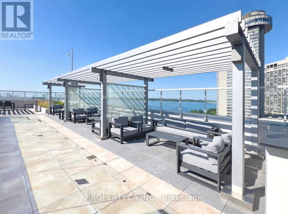 1803 - 15 Queens Quay E, Toronto, Ontario  M5E 0C5 - Photo 32 - C12765736