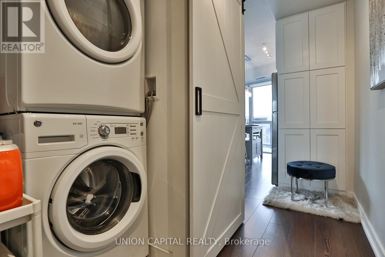 1103 - 20 Bruyeres Mews, Toronto (Niagara), Ontario  M5V 0G8 - Photo 26 - C12765756