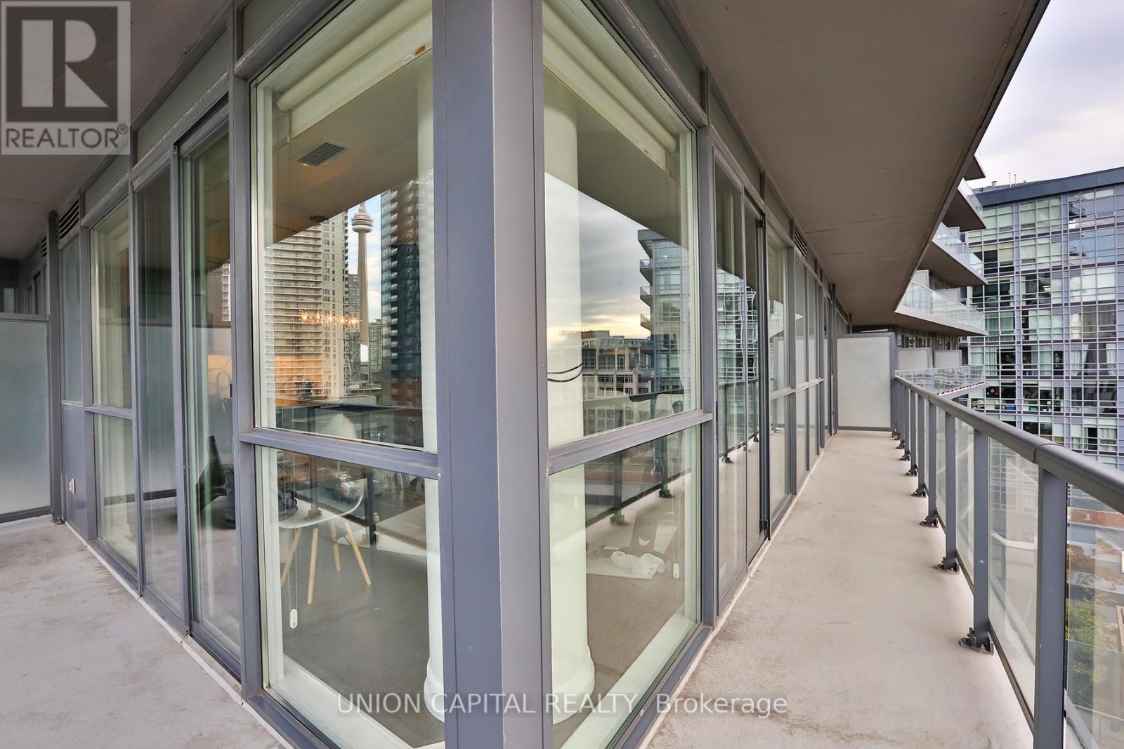 1103 - 20 Bruyeres Mews, Toronto (Niagara), Ontario  M5V 0G8 - Photo 6 - C12765756