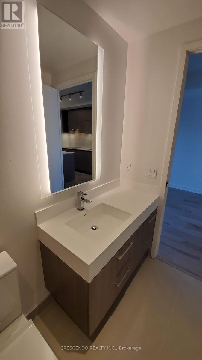 3306 - 1 Yorkville Avenue, Toronto, Ontario  M4W 1L1 - Photo 19 - C12765772