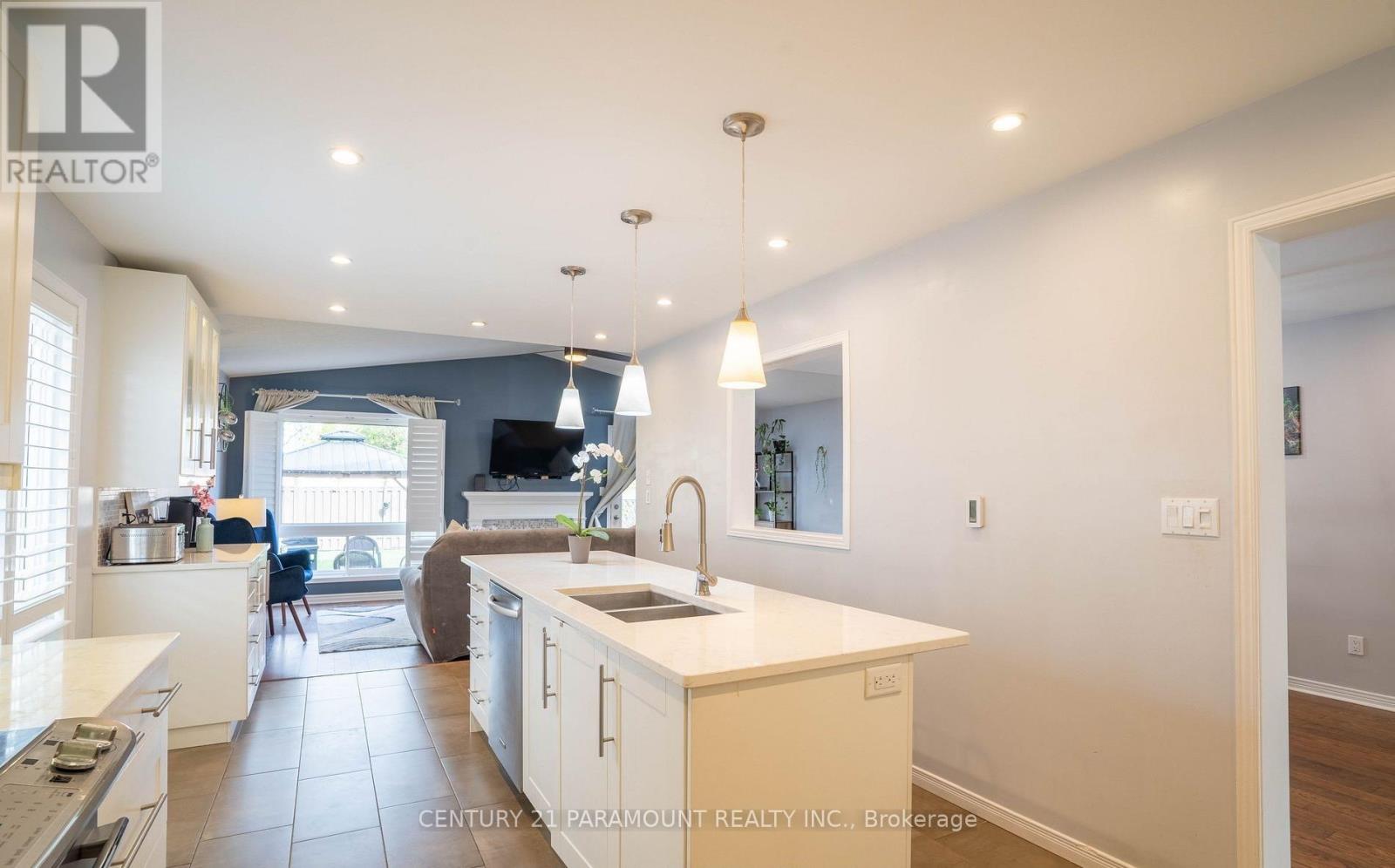 100 Fieldcrest Avenue, Clarington, Ontario  L1E 2Y9 - Photo 11 - E12765630