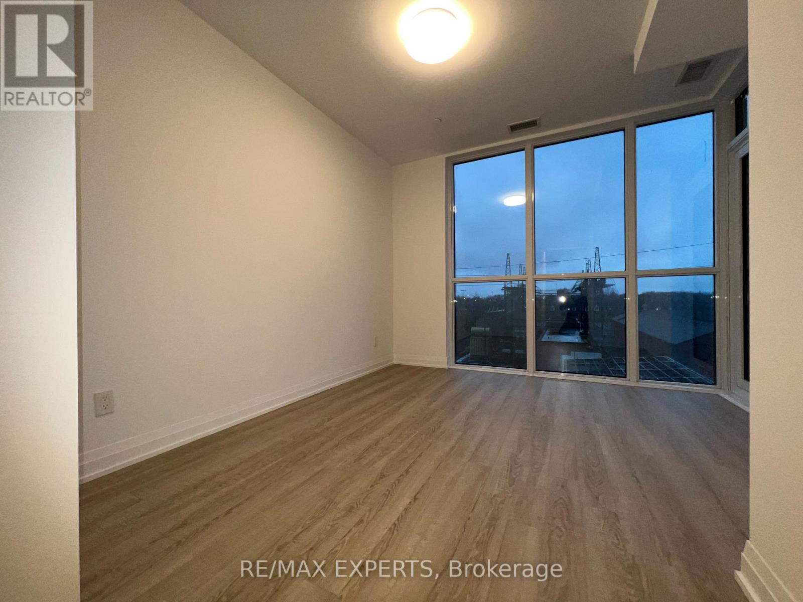 413 - 286 Main Street, Toronto, Ontario  M4C 0B3 - Photo 17 - E12765678