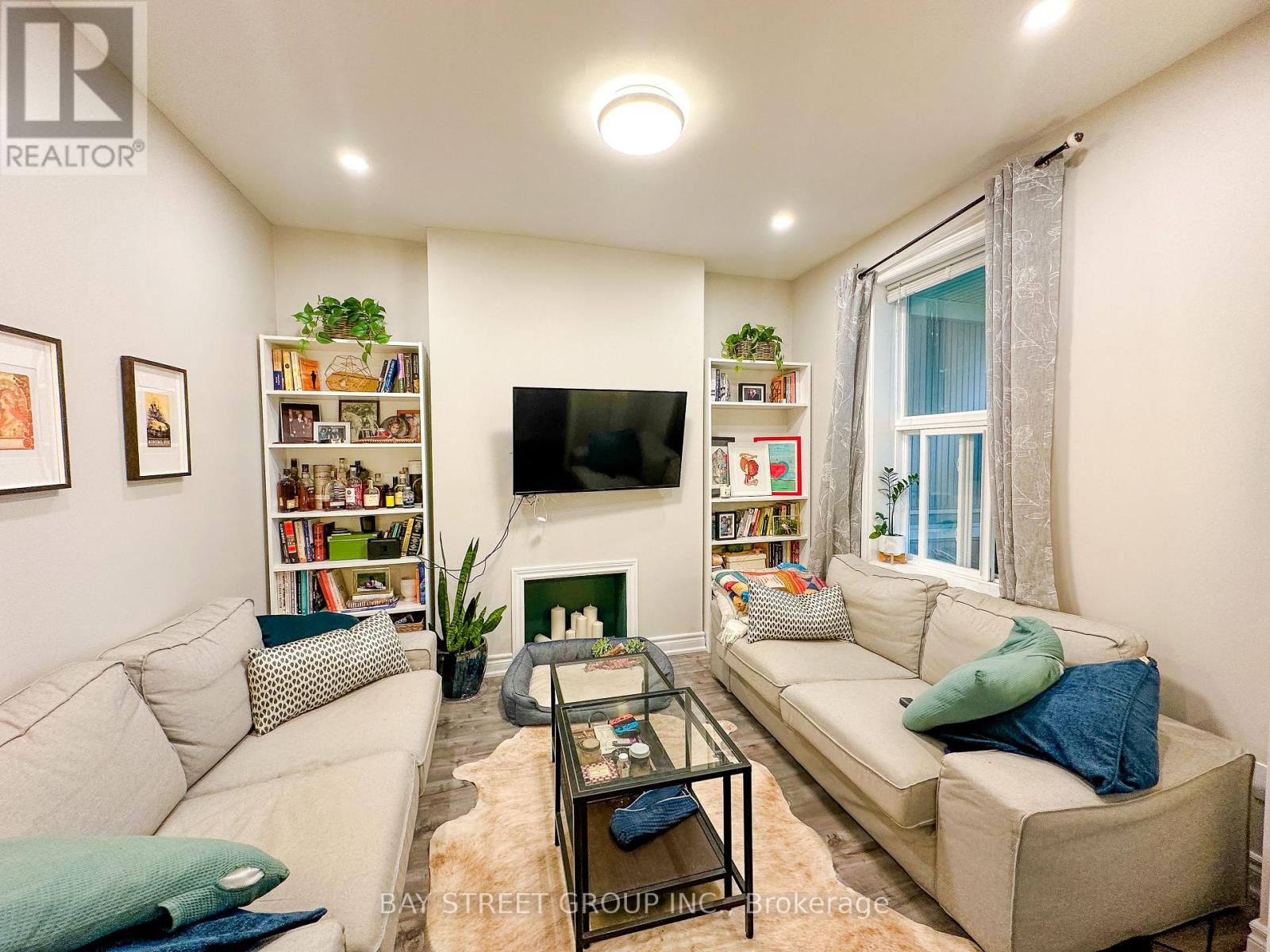 Main Fl - 36 Ashdale Avenue, Toronto, Ontario  M4L 2Y7 - Photo 2 - E12765730