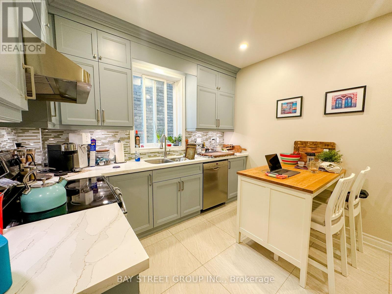 Main Fl - 36 Ashdale Avenue, Toronto, Ontario  M4L 2Y7 - Photo 3 - E12765730