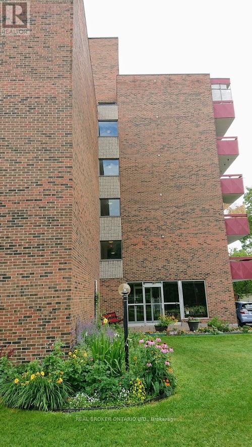 Apt #302 - 97 Nonquon Road, Oshawa, Ontario  L1G 3R8 - Photo 12 - E12765750