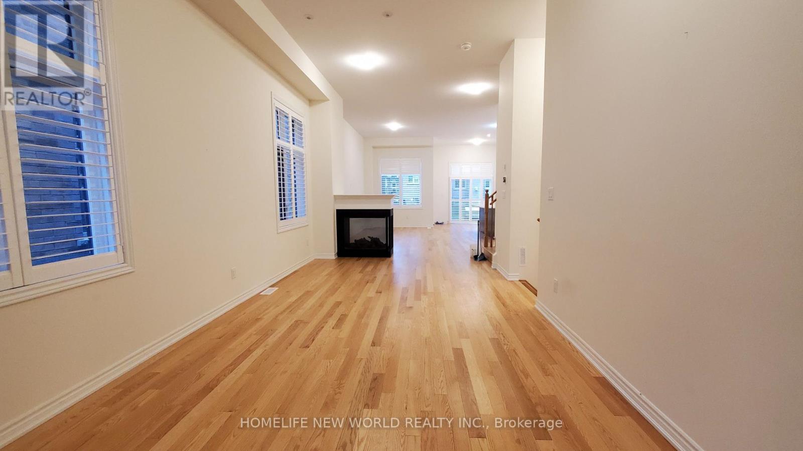 57 Mountainside Crescent, Whitby (Rolling Acres), Ontario  L1R 0P4 - Photo 7 - E12765822