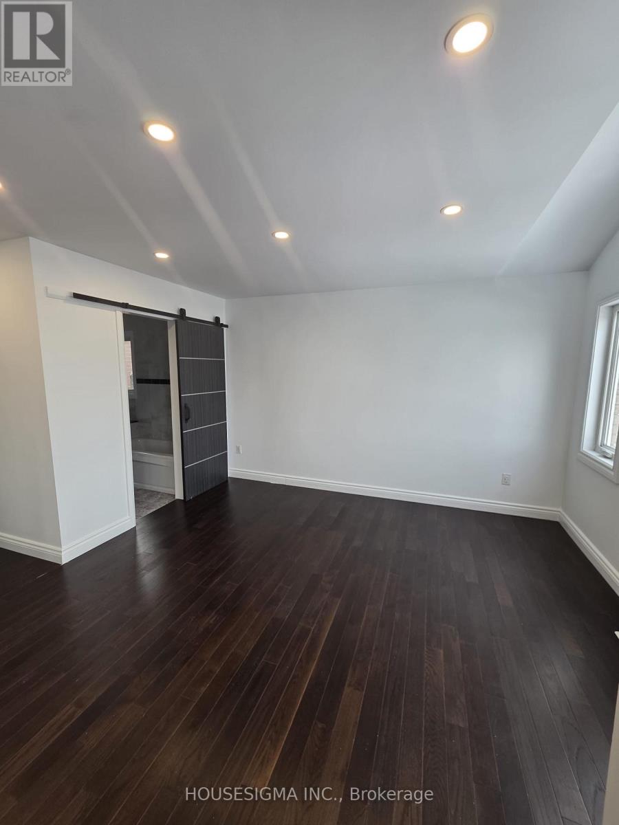 471 John Deisman Boulevard, Vaughan, Ontario  L6A 3G3 - Photo 10 - N12765674