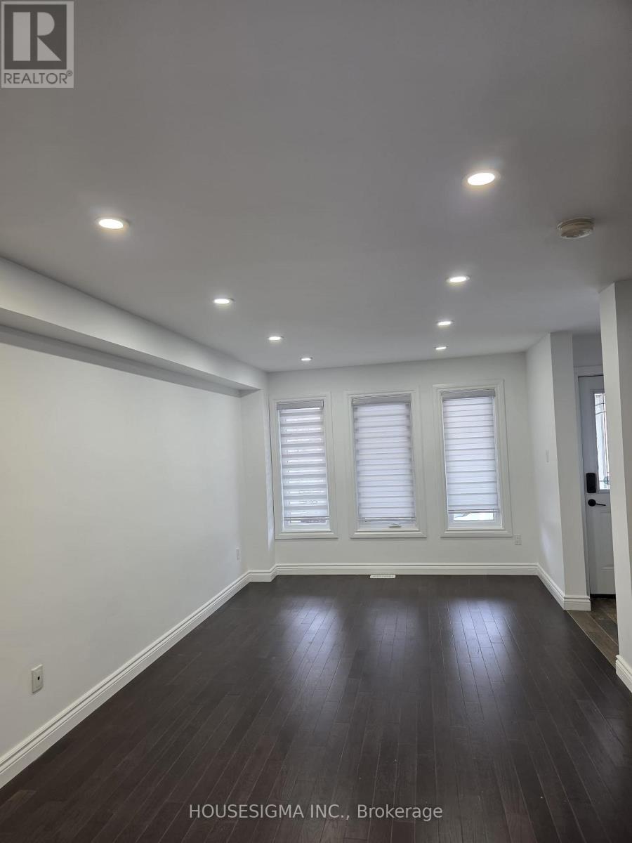 471 John Deisman Boulevard, Vaughan, Ontario  L6A 3G3 - Photo 4 - N12765674