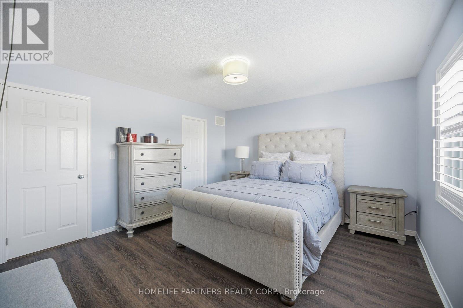 82 Orr Drive, Bradford West Gwillimbury (Bradford), Ontario  L3Z 0B9 - Photo 22 - N12765708