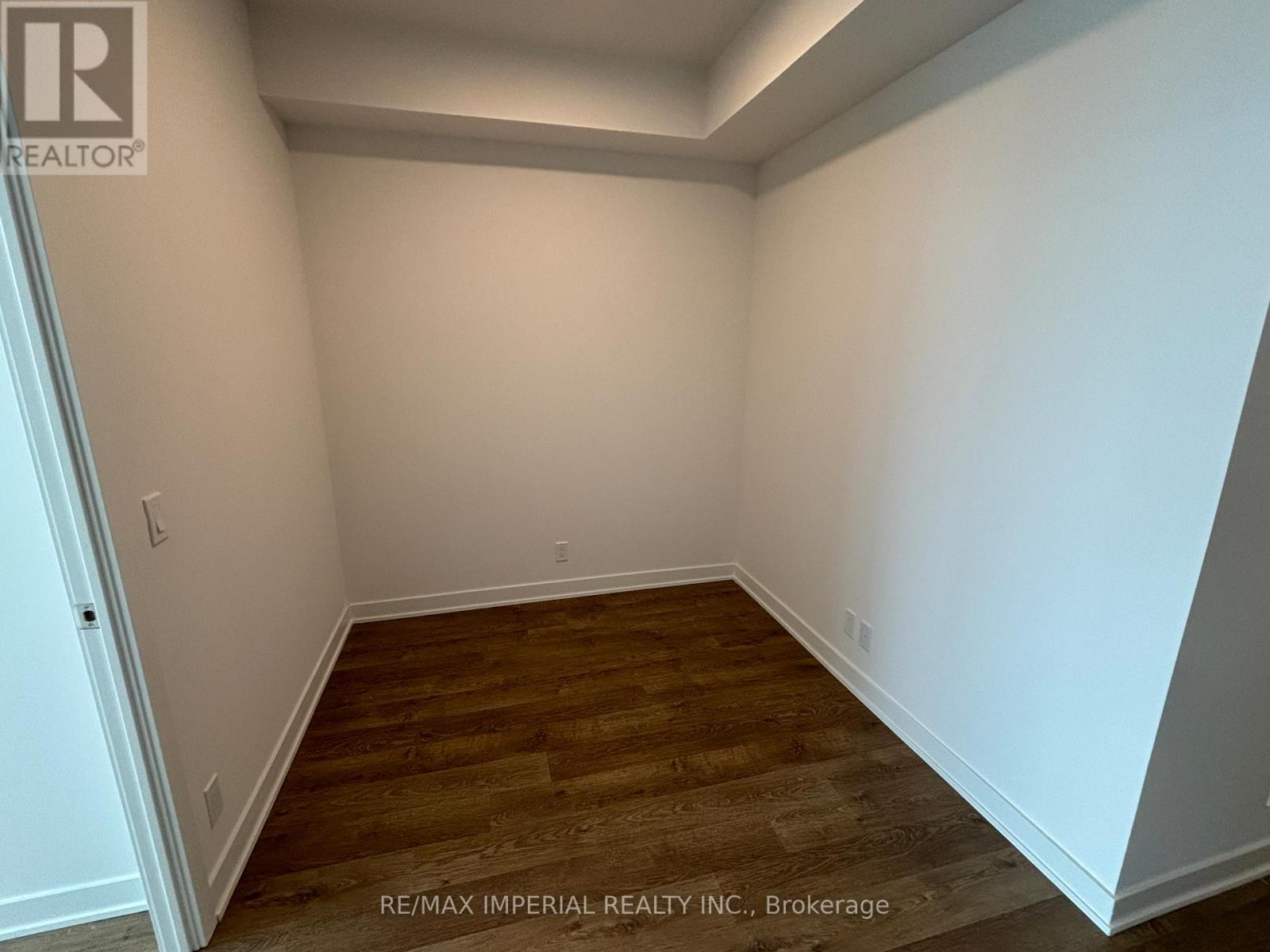 2801 - 30 Upper Mall Way, Vaughan (Brownridge), Ontario  L4J 0L7 - Photo 8 - N12765714