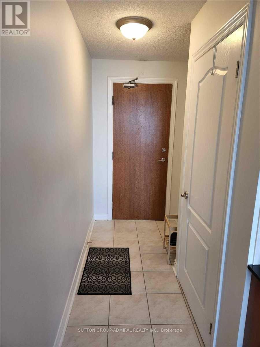 517 - 50 Disera Drive, Vaughan, Ontario  L4J 0A7 - Photo 4 - N12765740