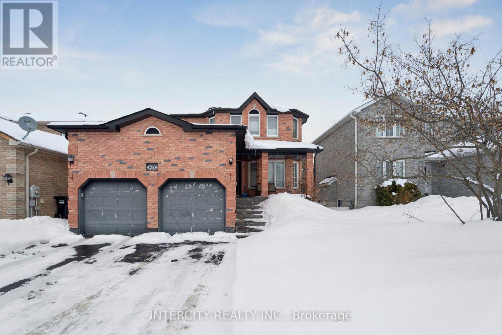 25 MEYER AVENUE, barrie (east bayfield), Ontario