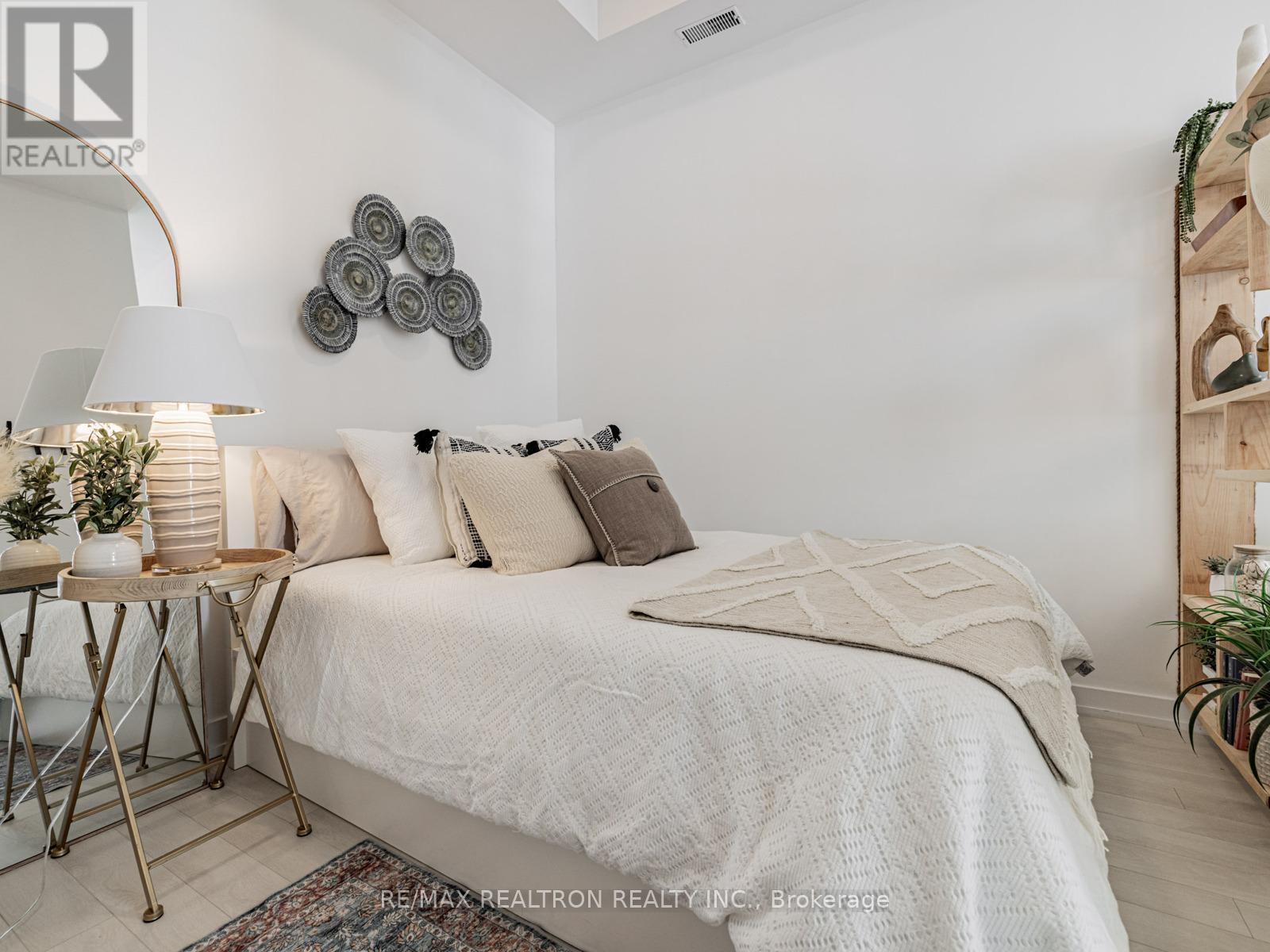 31 - 247 Broward Way, Innisfil, Ontario  L9S 0M1 - Photo 11 - N12765522