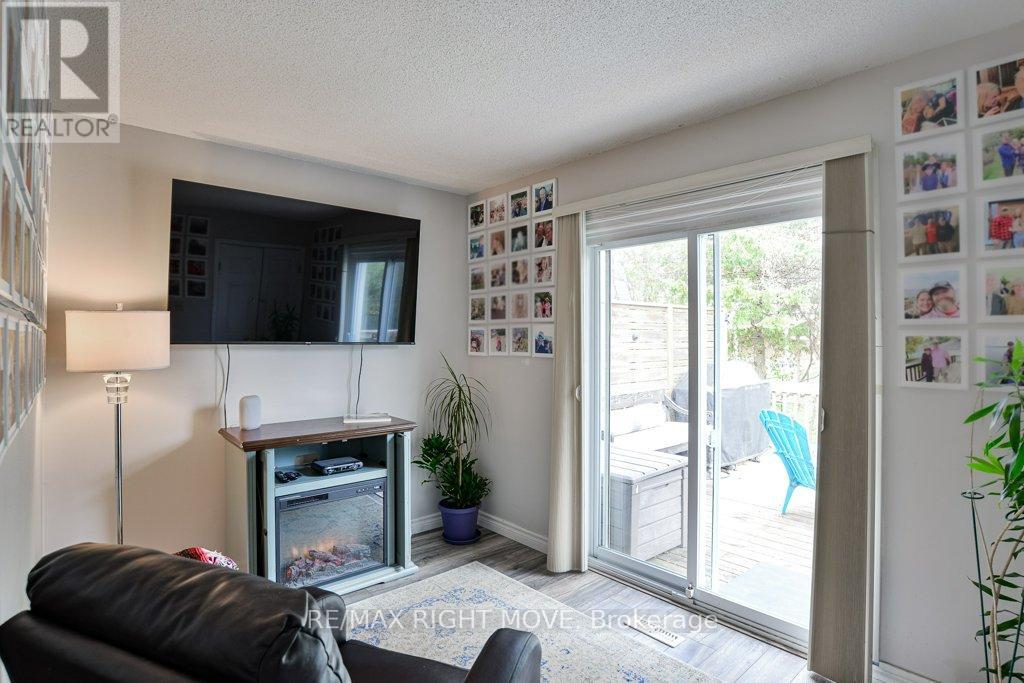 6 Lindsay Crescent, Orillia, Ontario  L3V 7G3 - Photo 21 - S12567512