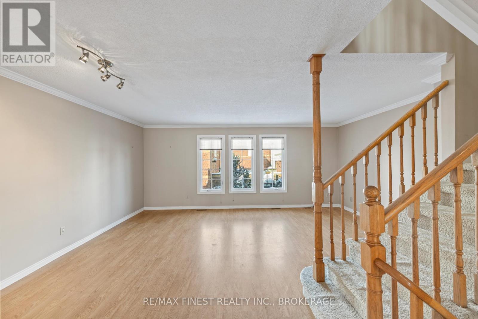 16 - 1 Place D'armes, Kingston (East Of Sir John A. Blvd), Ontario  K7K 6R8 - Photo 8 - X12765780