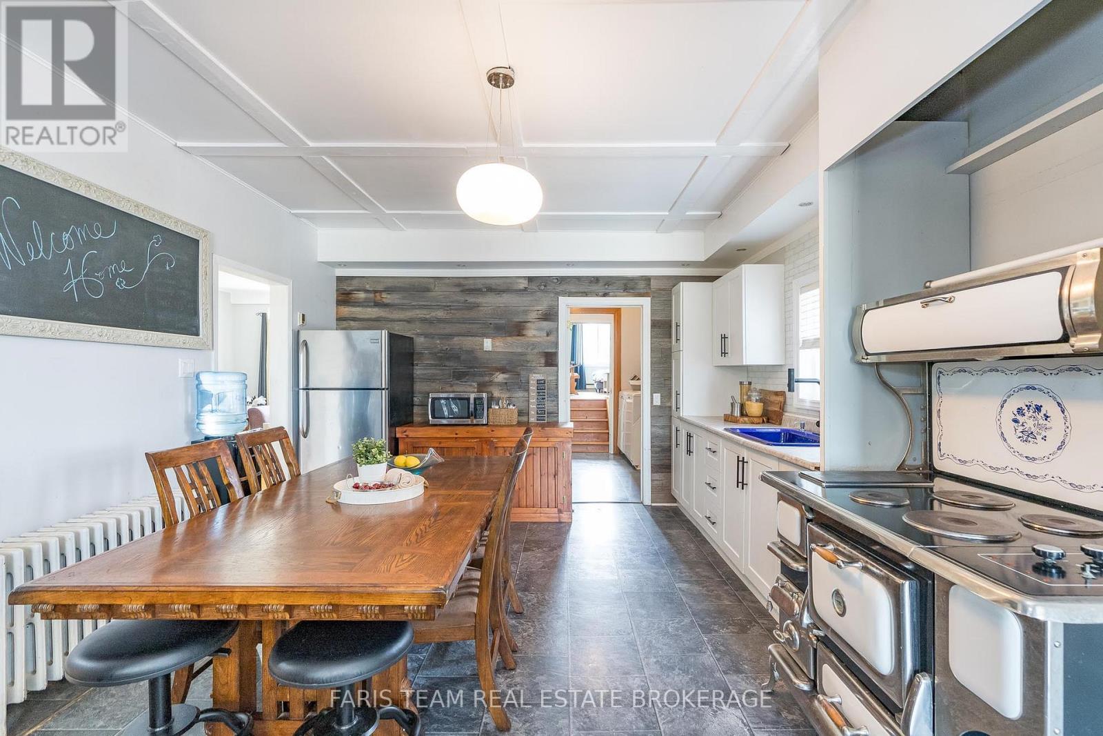 160 Lafontaine Road W, Tiny, Ontario  L9M 0H1 - Photo 7 - S12748922