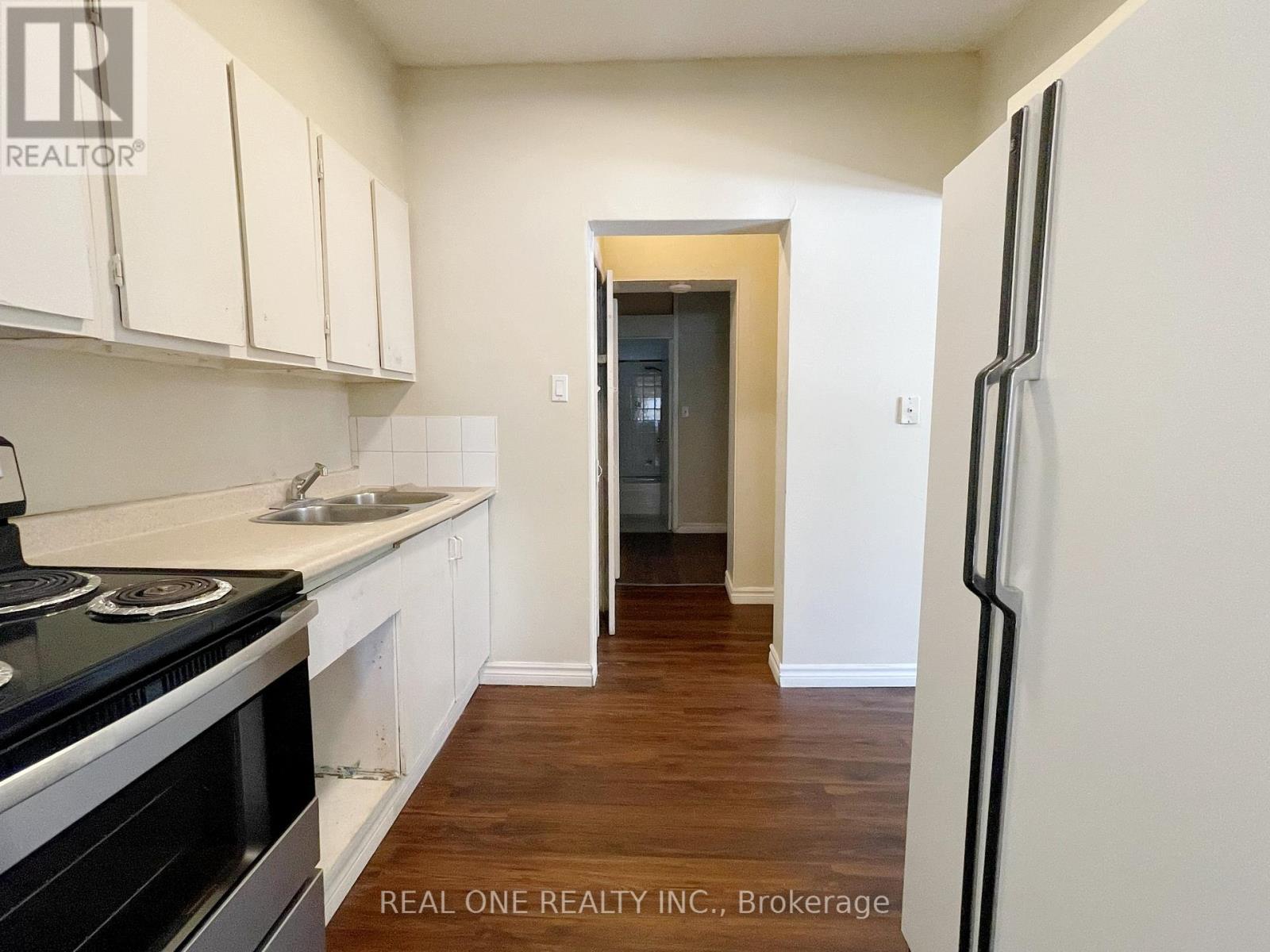 102 Twenty Fifth Street, Toronto, Ontario  M8V 3P8 - Photo 11 - W12765608