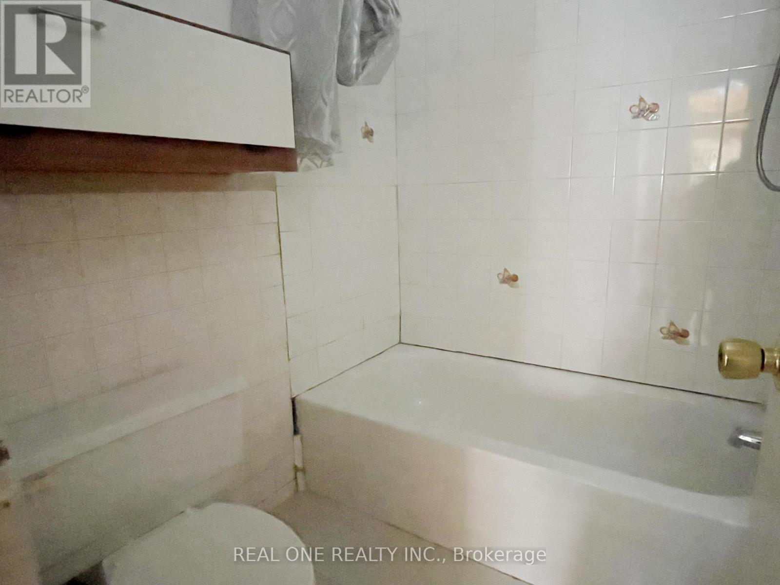 102 Twenty Fifth Street, Toronto, Ontario  M8V 3P8 - Photo 15 - W12765608