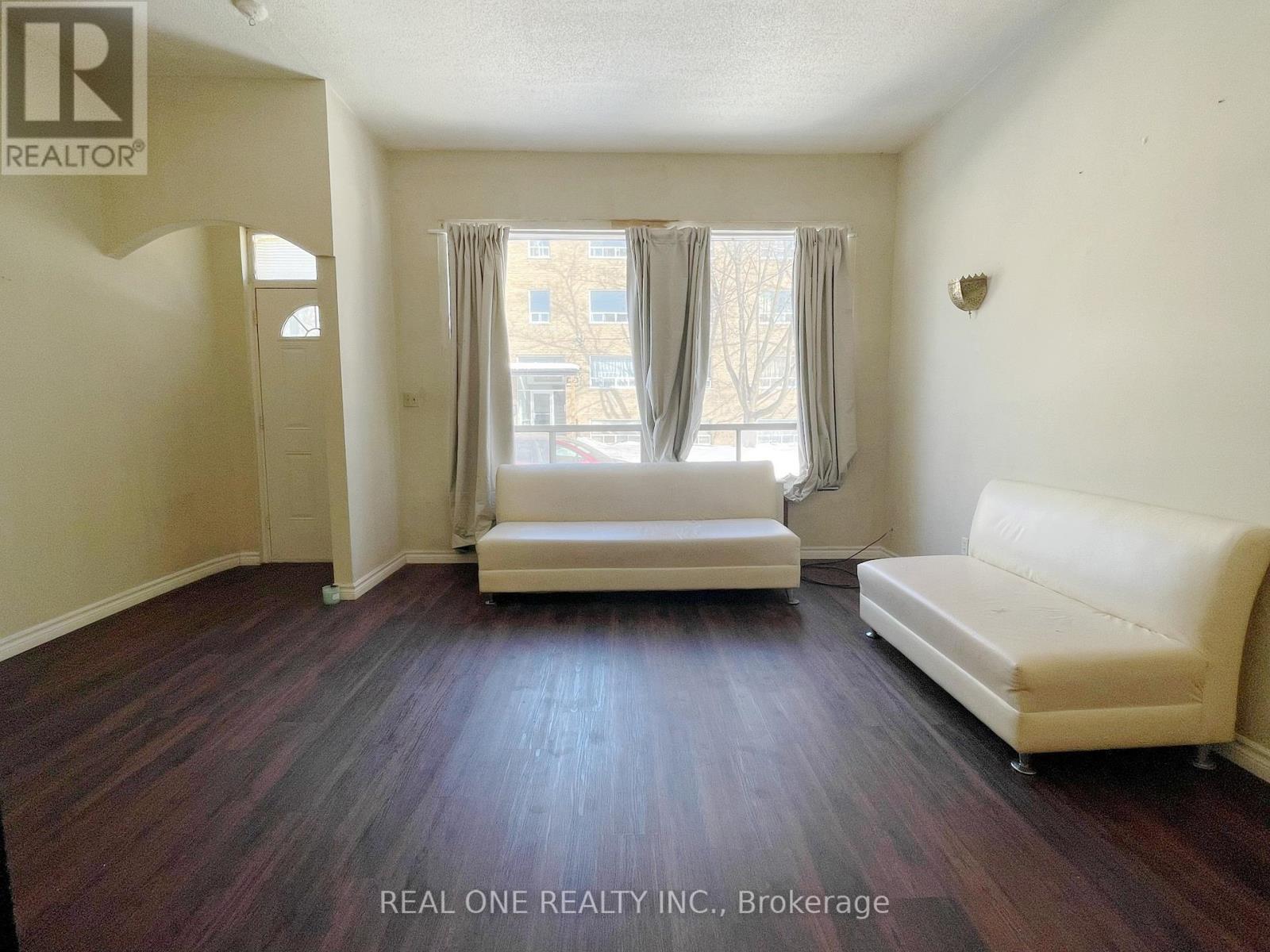 102 Twenty Fifth Street, Toronto, Ontario  M8V 3P8 - Photo 2 - W12765608