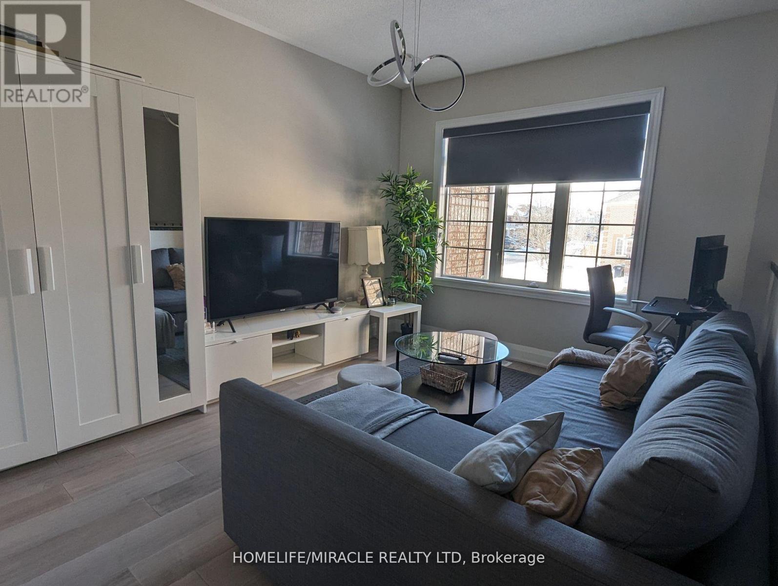 35 Serenity Lane, Brampton, Ontario  L6R 2T1 - Photo 15 - W12765632