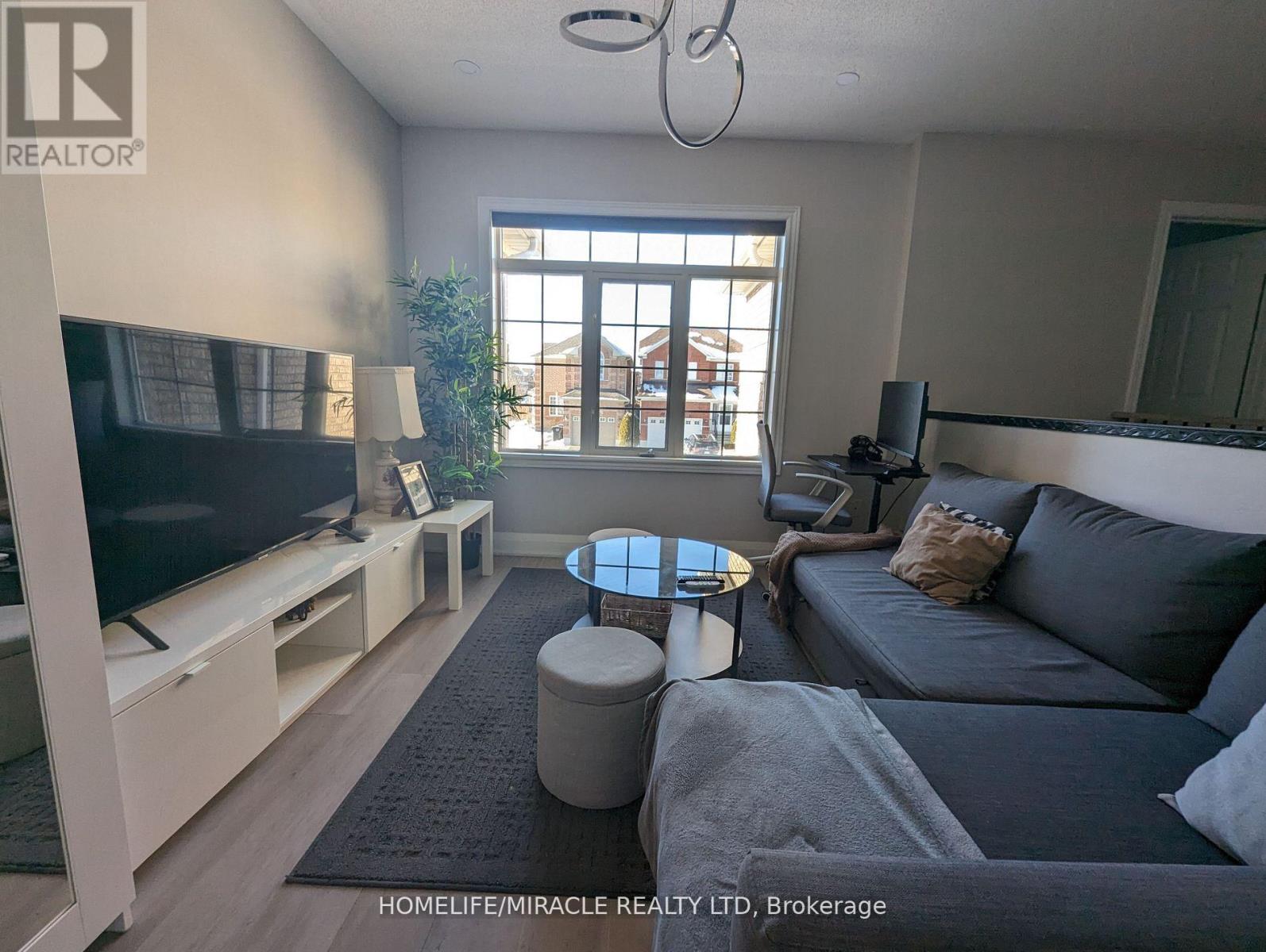 35 Serenity Lane, Brampton, Ontario  L6R 2T1 - Photo 16 - W12765632