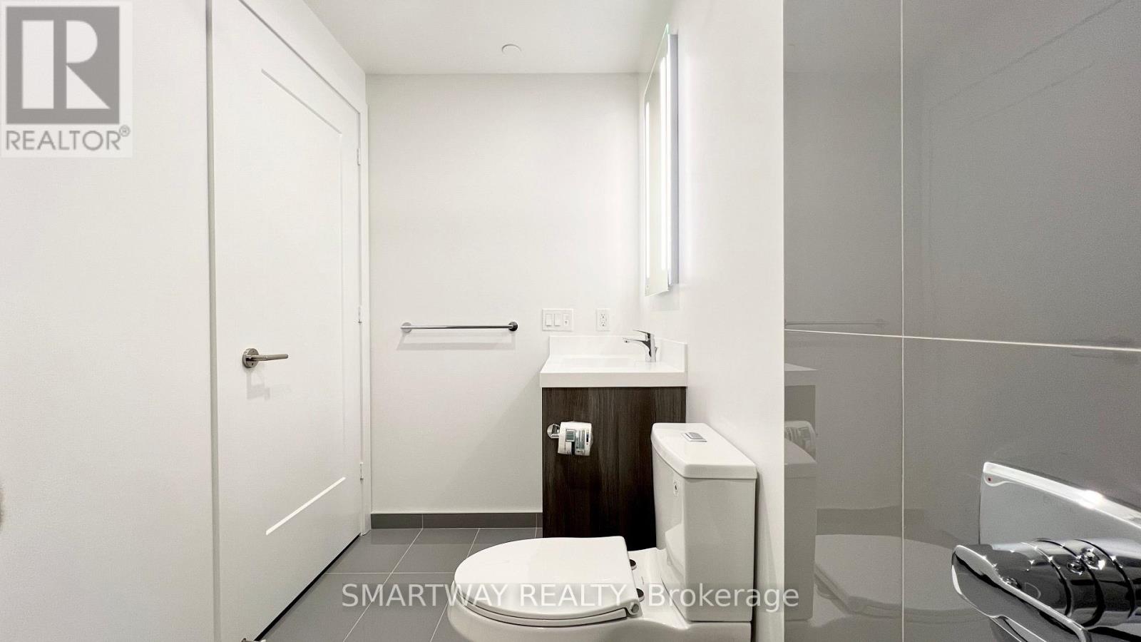 1203 - 60 Central Park Roadway, Toronto (Islington-City Centre West), Ontario  M9A 0E6 - Photo 11 - W12765638