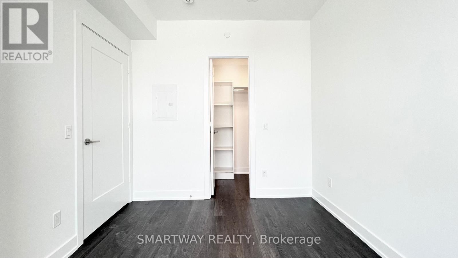 1203 - 60 Central Park Roadway, Toronto (Islington-City Centre West), Ontario  M9A 0E6 - Photo 17 - W12765638