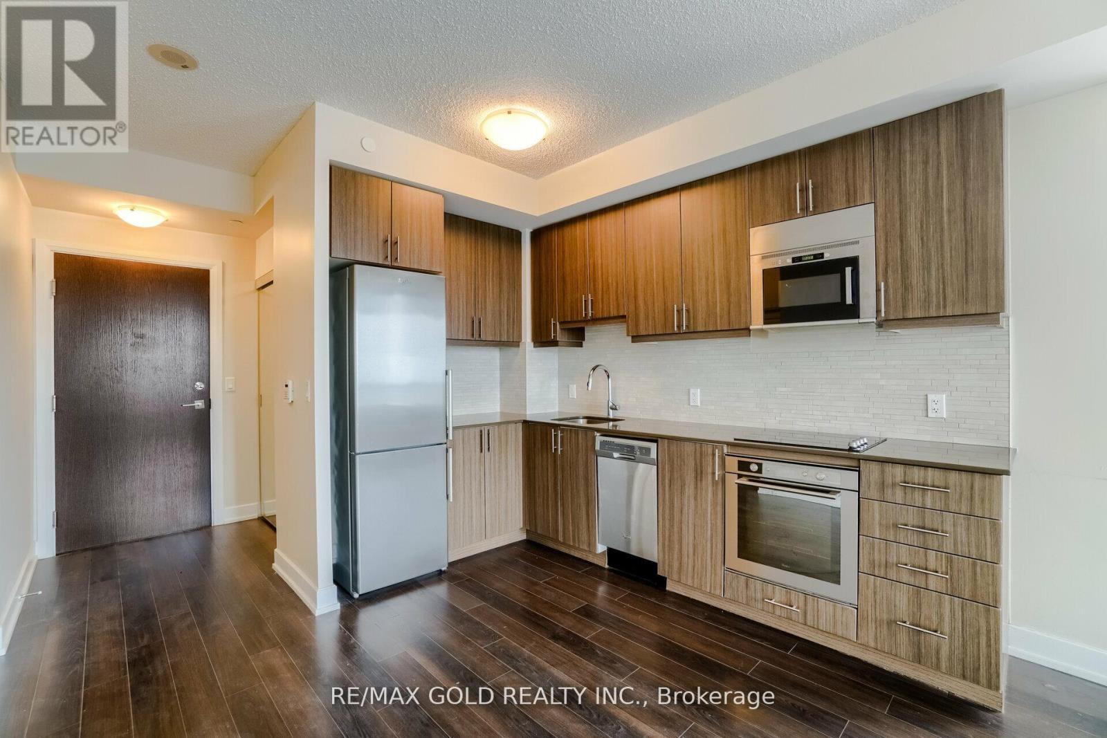 2727 - 2 Eva Road, Toronto, Ontario  M9C 0A9 - Photo 8 - W12765738